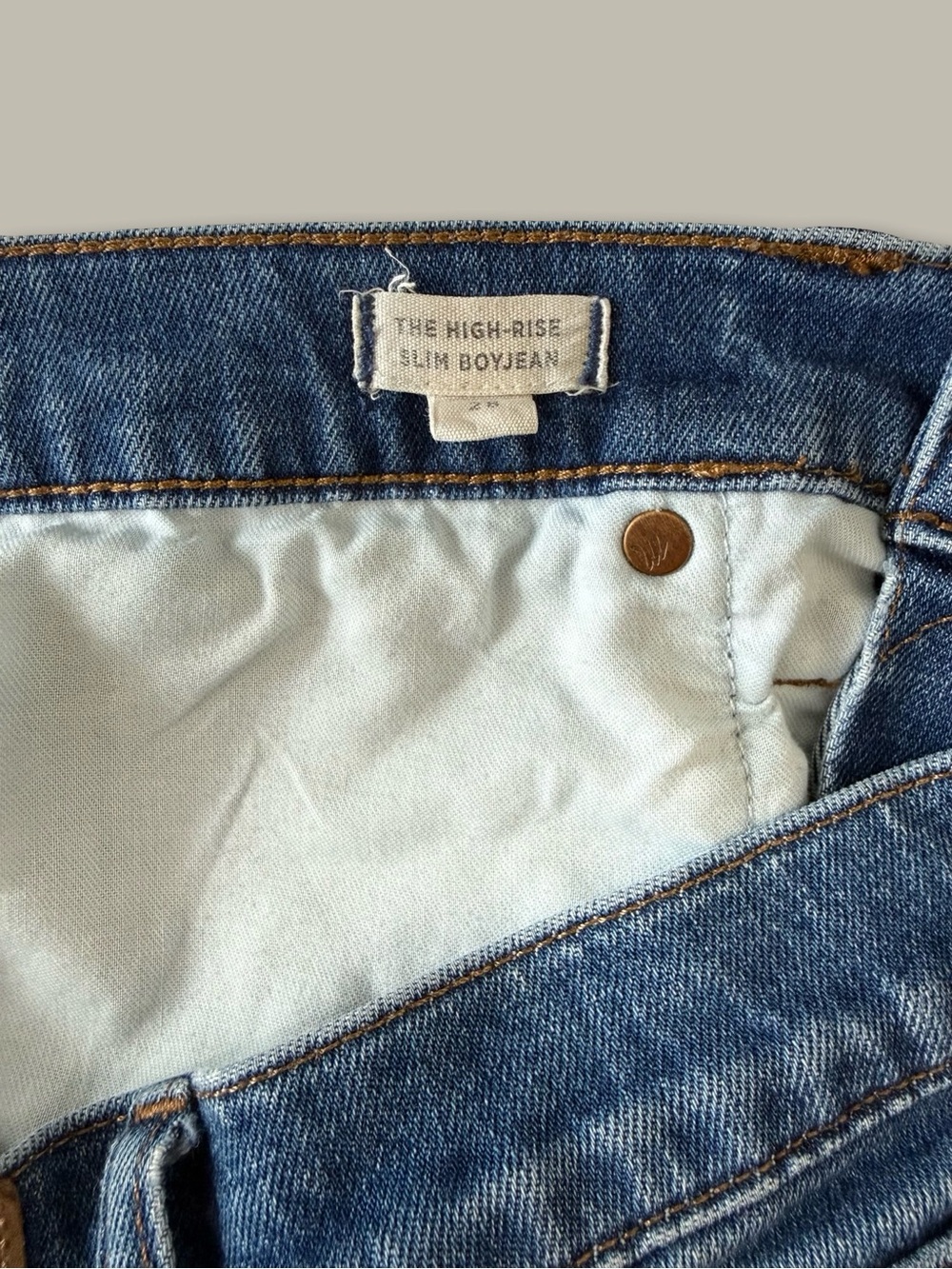 Madewell High Rise Slim Boyjean Size 28 Medium Wash Distressed Pocket Detail - Picture 4 of 9